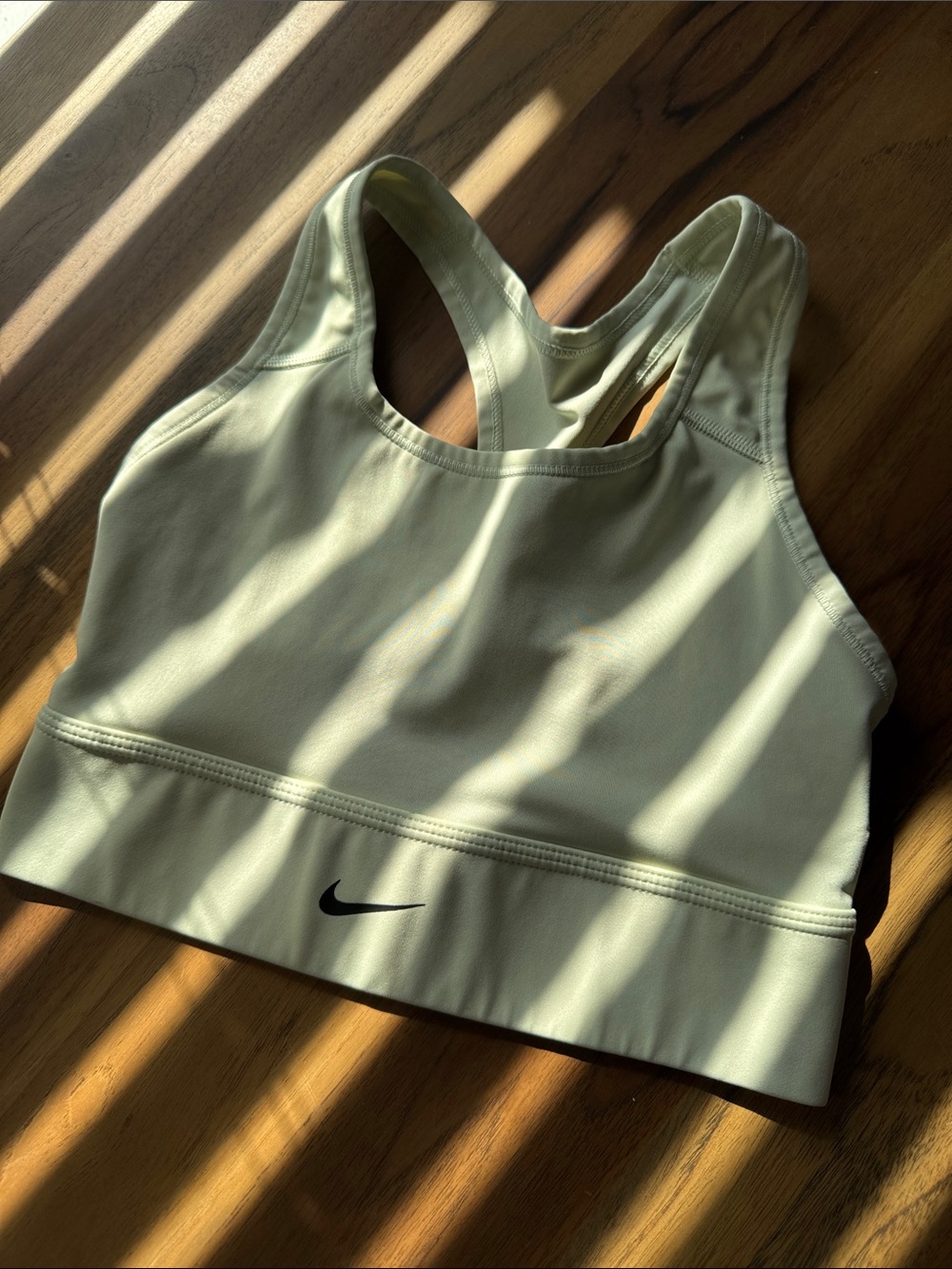 Nike Women’s Pale Green Racerback Sports Bra - Picture 5 of 5